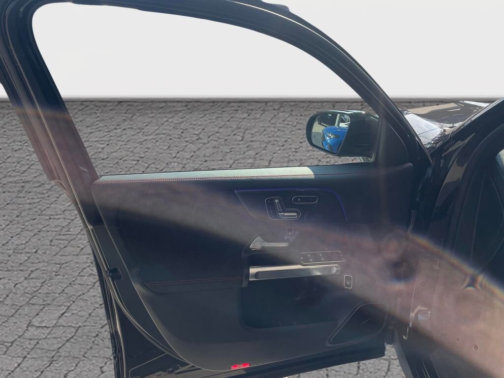 Mercedes-Benz GLB SUV / Terénní 2,0 l 110 kw