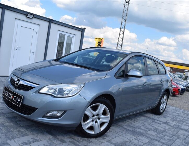 Opel Astra 1