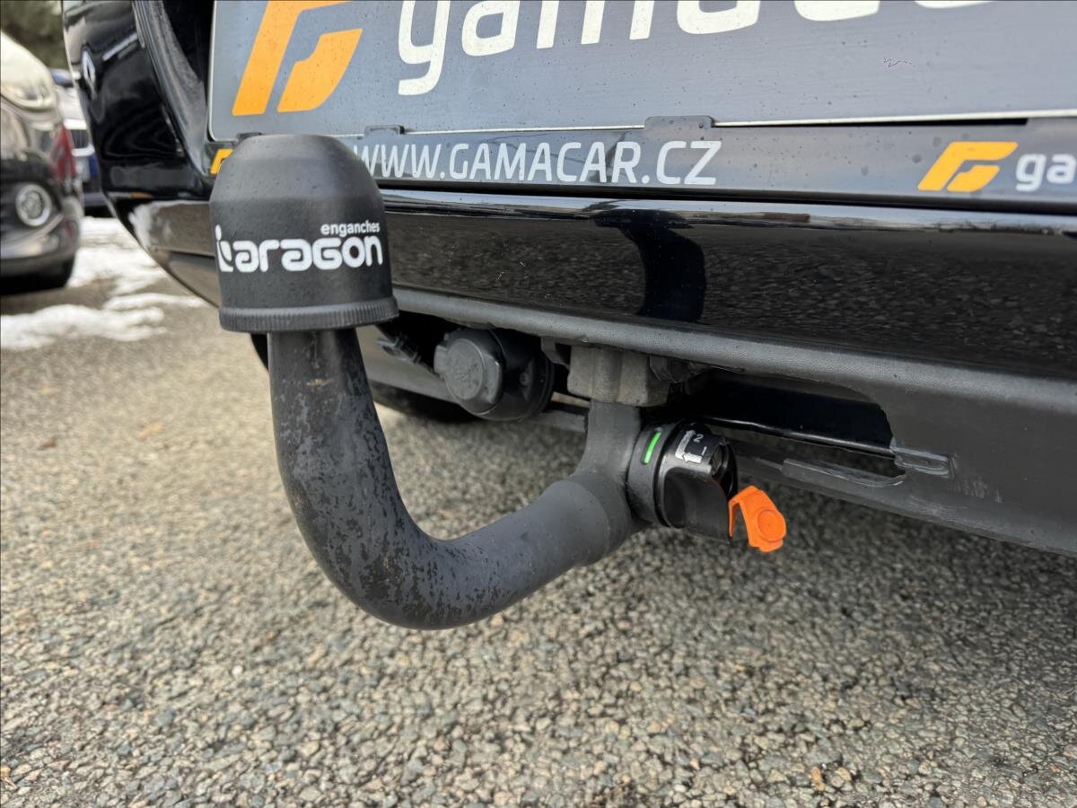 Volkswagen Golf Hatchback 1,6 l 77 kw