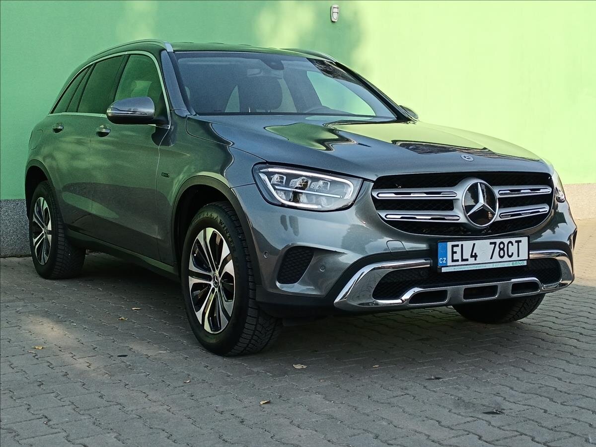Mercedes-Benz GLC SUV 2,0 l 225 kw