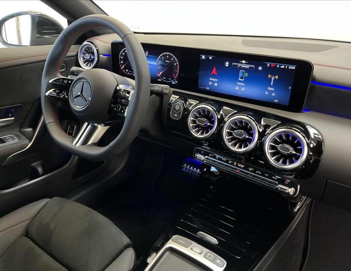 Mercedes-Benz CLA 18