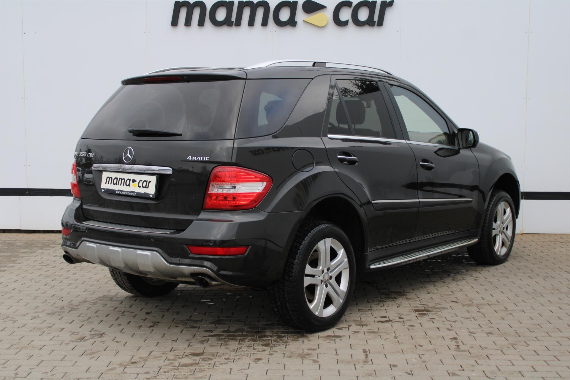 Mercedes-Benz Třídy M SUV 3,0 l 165 kw