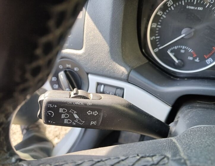 Škoda Octavia Sedan / Limuzína 1,6 l 77 kw