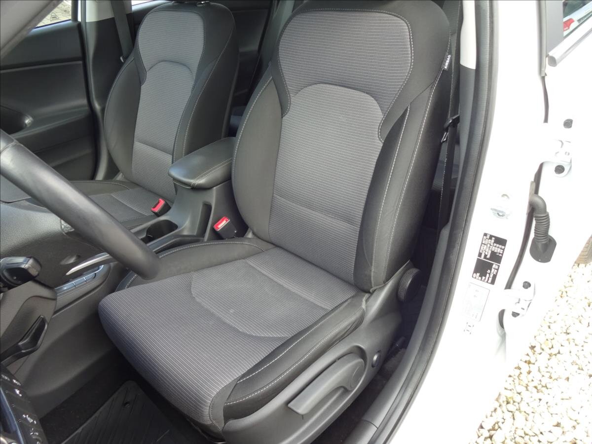 Hyundai i30 Kombi 1,6 l 85 kw