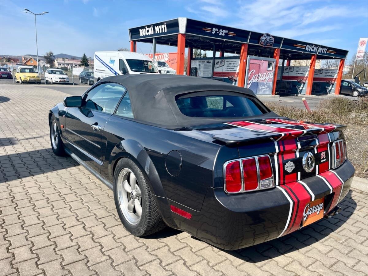 Ford Mustang Kabriolet 4,0 l 157 kw