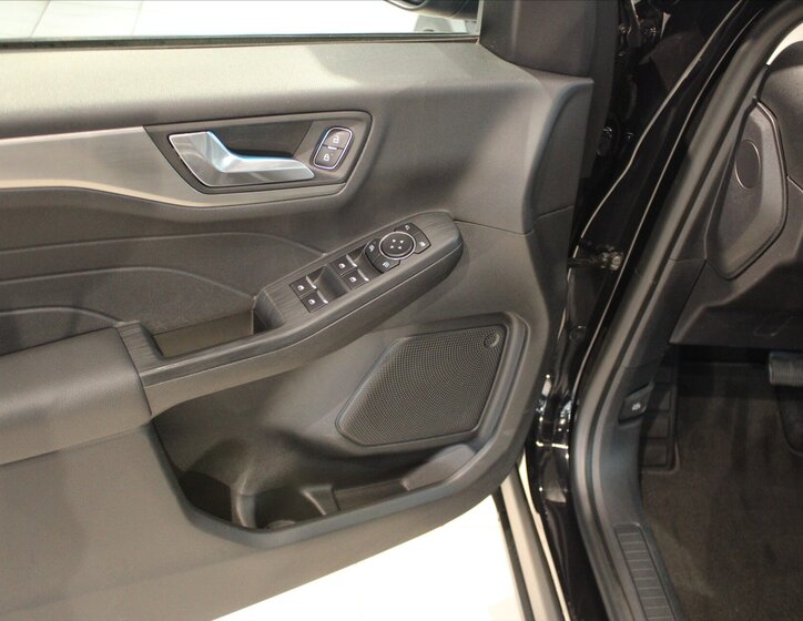 Ford Kuga SUV / Terénní 2,0 l 140 kw