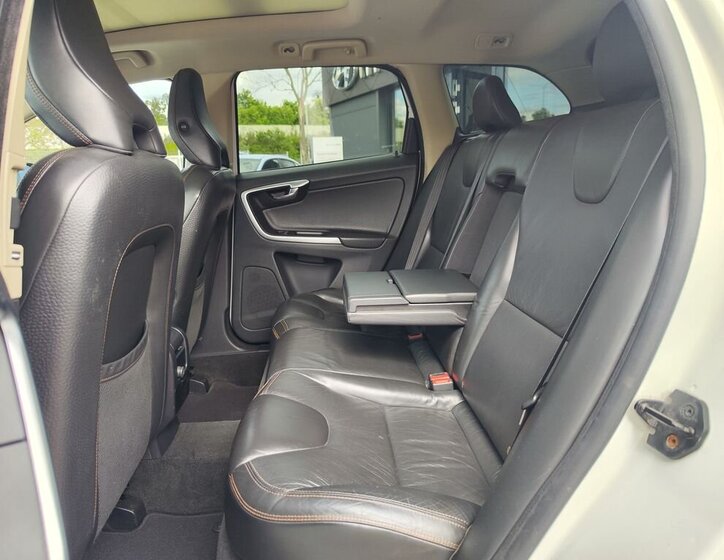 Volvo XC60 SUV / Terénní 2,4 l 136 kw