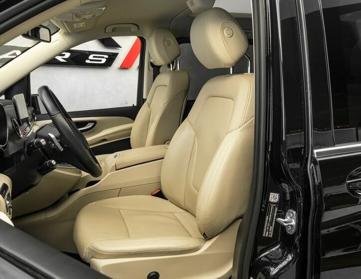 Mercedes-Benz Třídy V 13