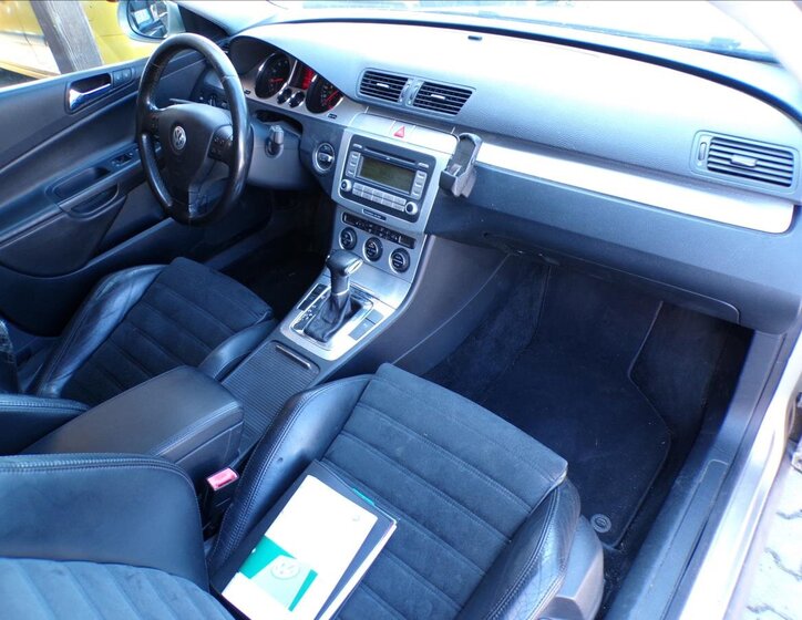 Volkswagen Passat Kombi 2,0 l 147 kw