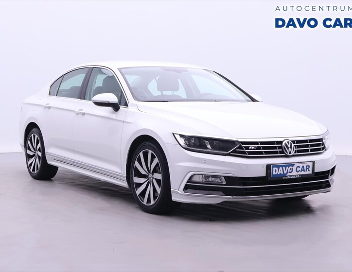 Volkswagen Passat 1