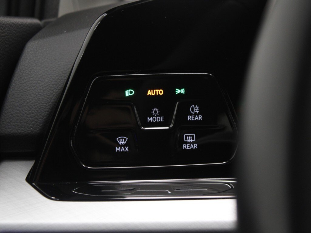 Volkswagen Golf Kombi 1,5 l 96 kw