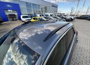 Volkswagen T-Roc SUV / Terénní 2,0 l 140 kw