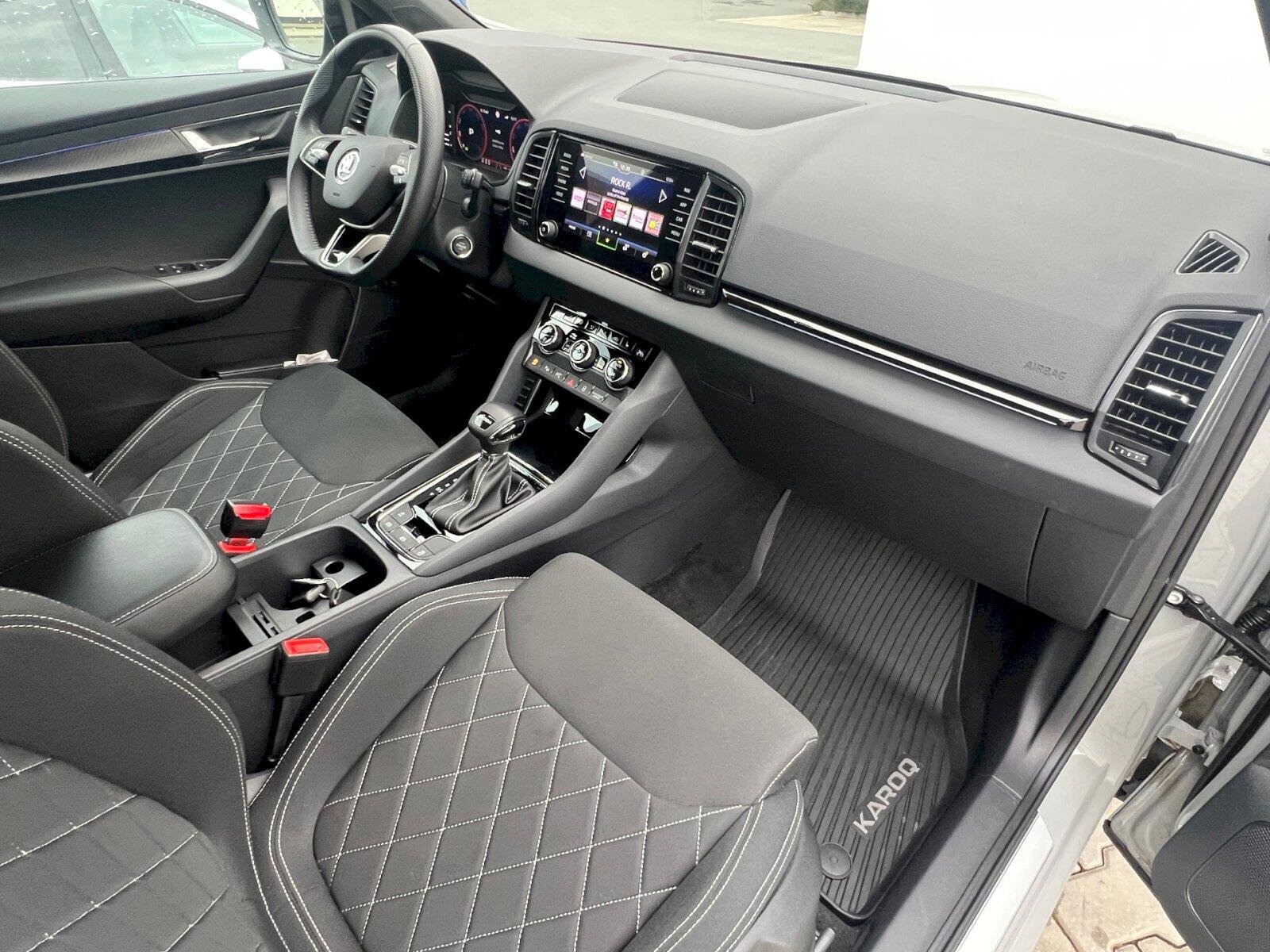 Škoda Karoq SUV / Terénní 1,5 l 110 kw