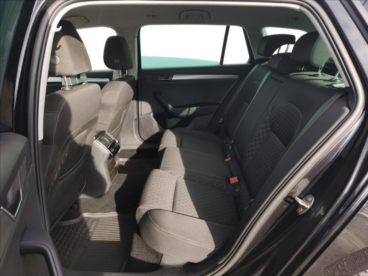 Škoda Superb Kombi 1,4 l 110 kw