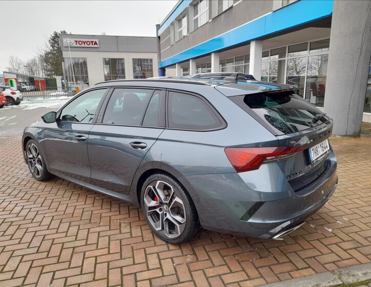 Škoda Octavia Kombi 2,0 l 180 kw