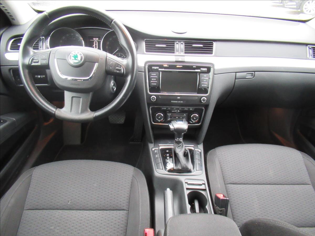 Škoda Superb Kombi 2,0 l 103 kw