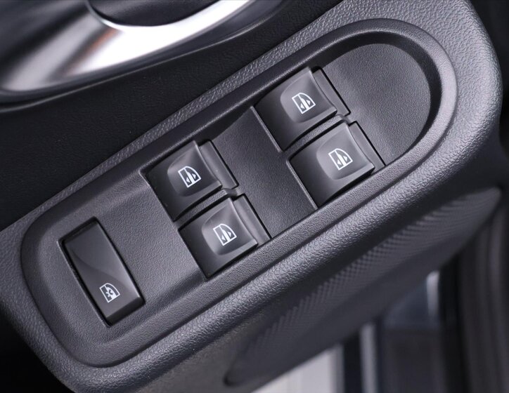 Dacia Duster SUV 1,6 l 84 kw