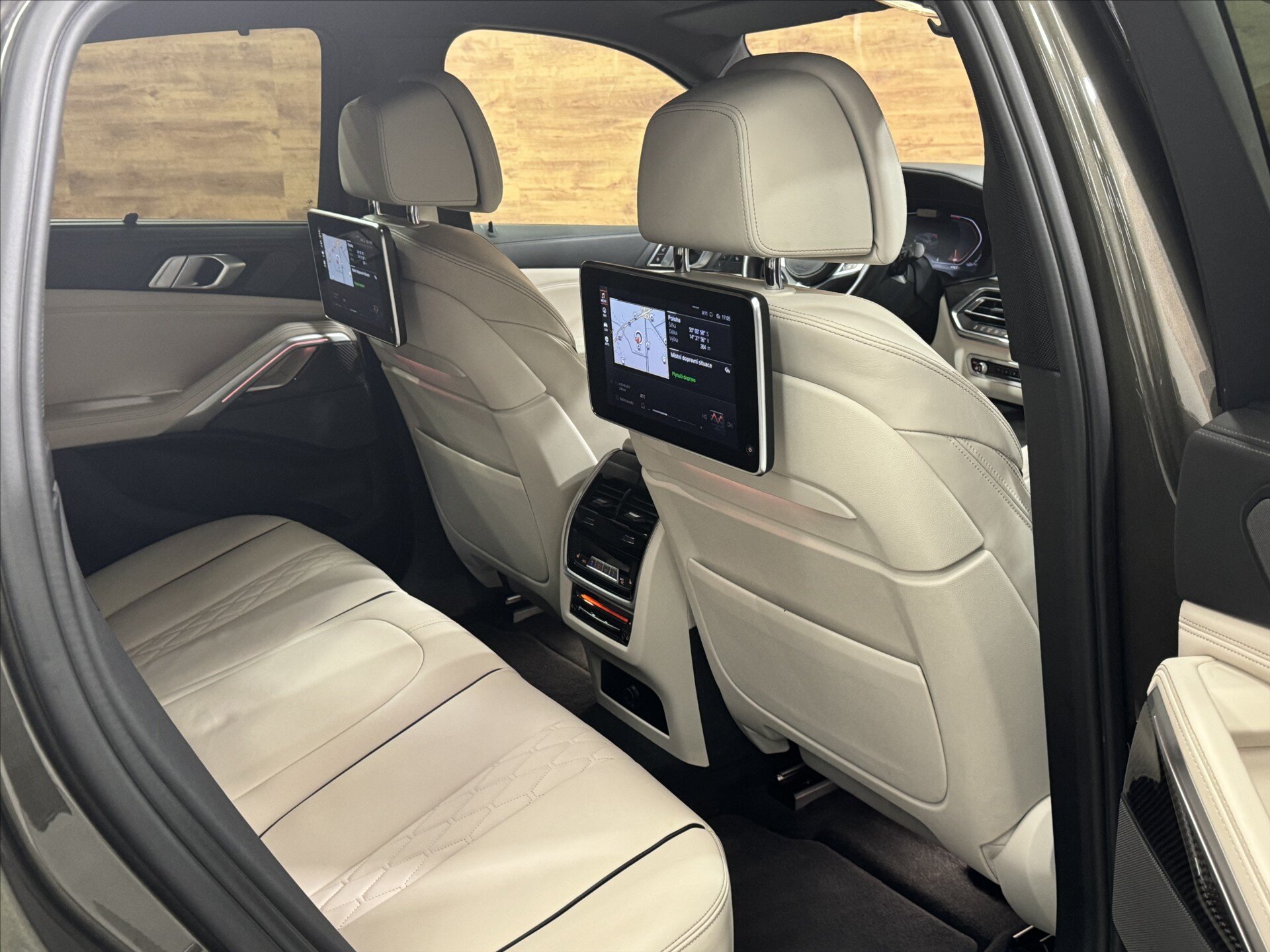 BMW X6 SUV / Terénní 3,0 l 250 kw