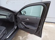 Mercedes-Benz GLA 27