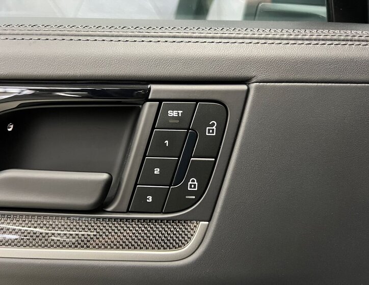 Porsche Cayenne SUV / Terénní 4,0 l 349 kw