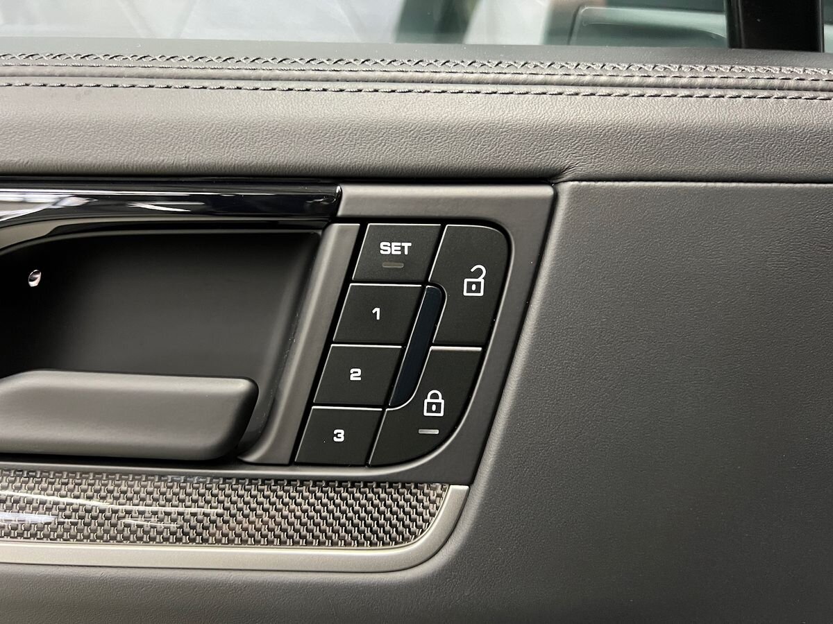 Porsche Cayenne SUV / Terénní 4,0 l 349 kw