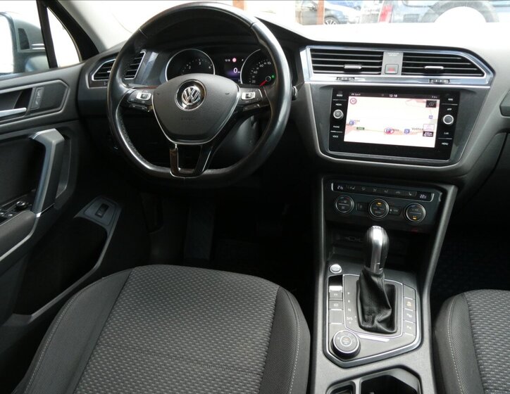 Volkswagen Tiguan Allspace SUV / Terénní 2,0 l 140 kw