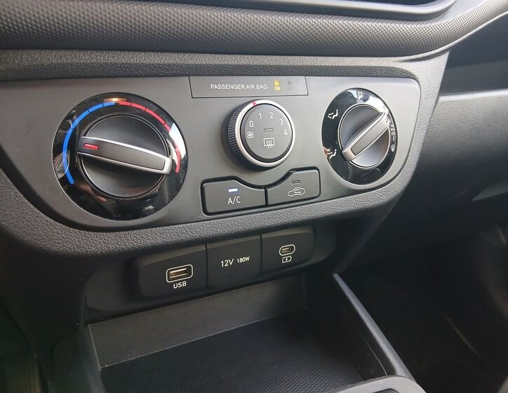 Hyundai i10 Hatchback 998,0 46 kw