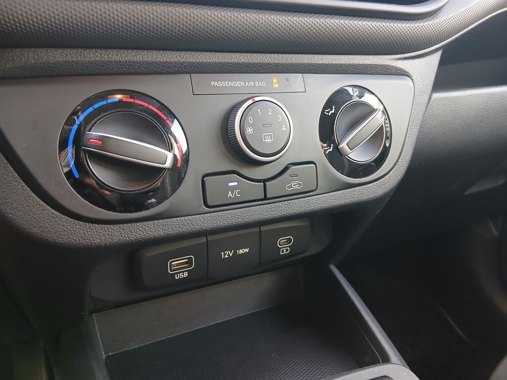 Hyundai i10 Hatchback 998,0 46 kw