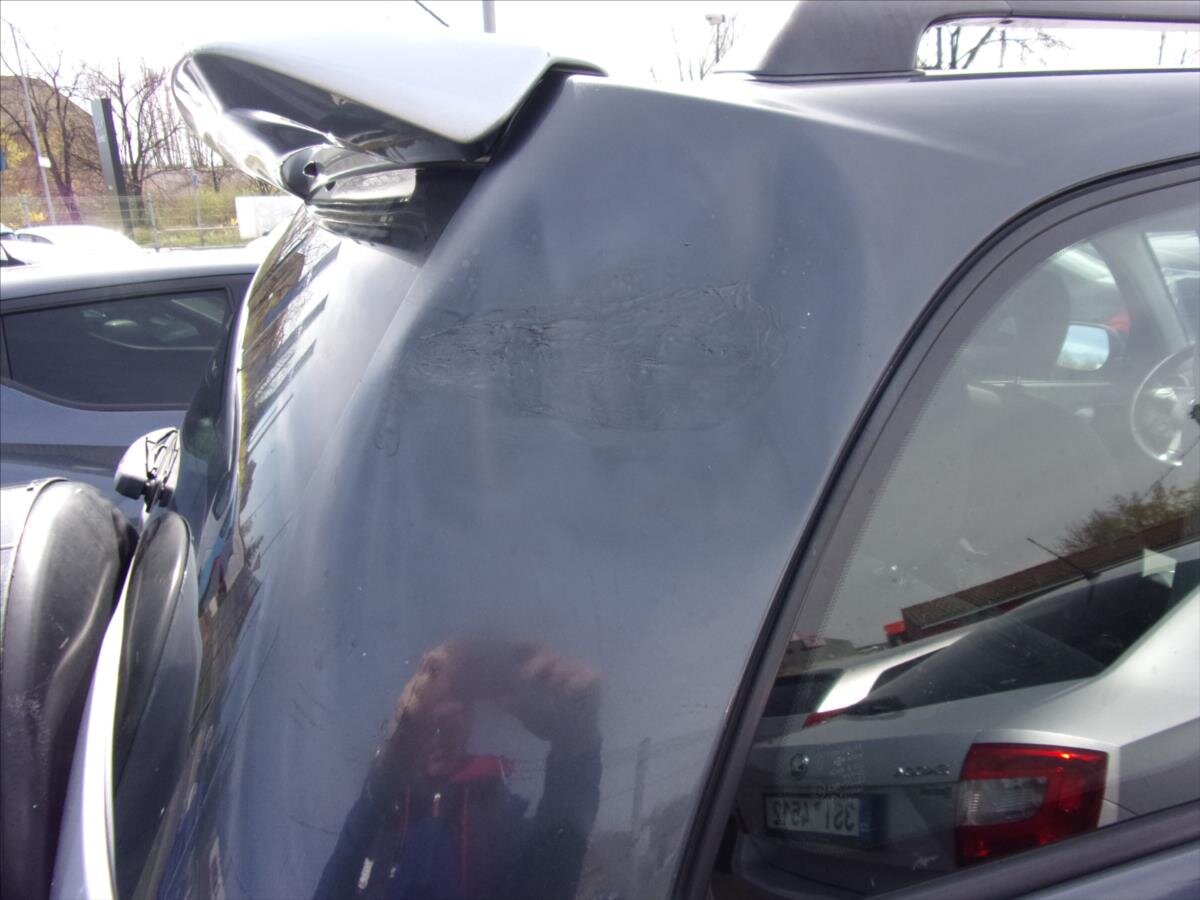 Toyota RAV4 Skříň 2,0 l 110 kw