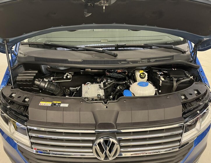 Volkswagen Caravelle Kombi 2,0 l 110 kw