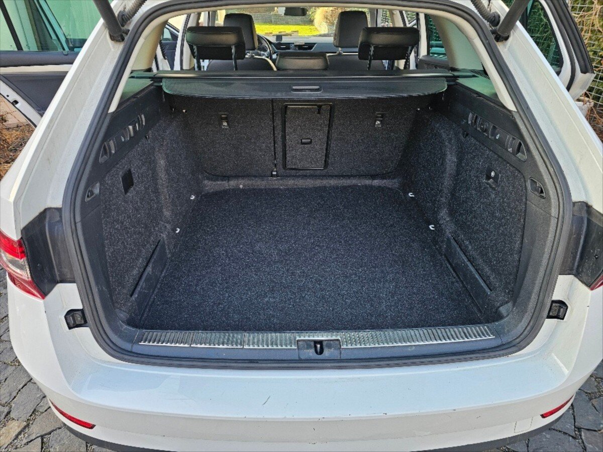 Škoda Superb Kombi 0,0 140 kw