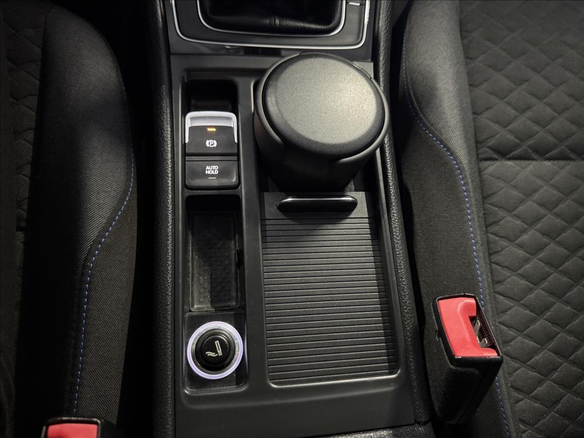 Volkswagen Golf Kombi 999,0 85 kw