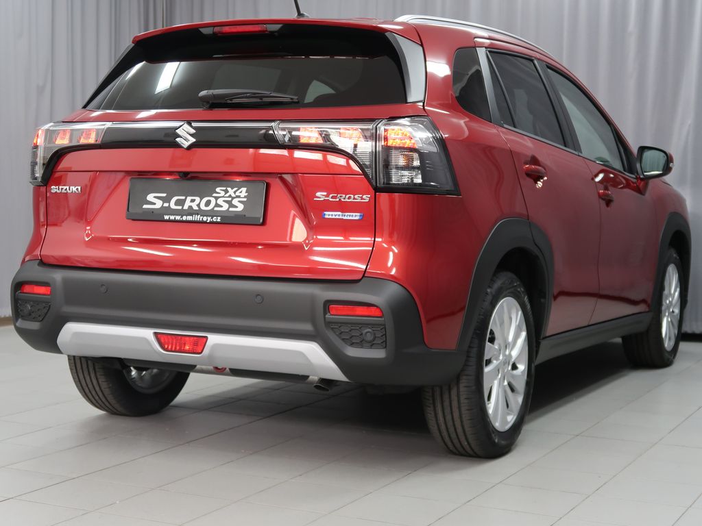 Suzuki S-Cross