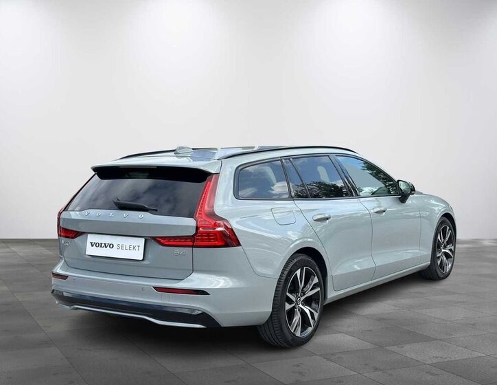 Volvo V60 Kombi 2,0 l 145 kw