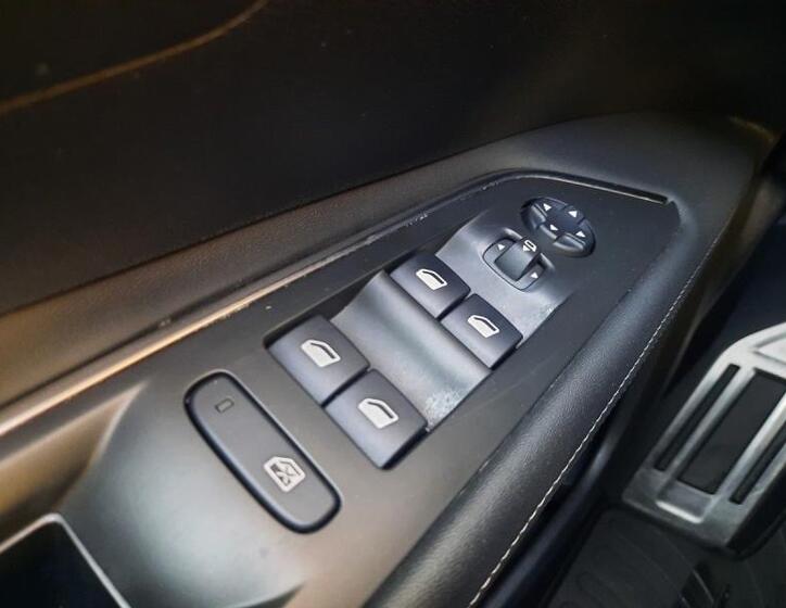 Peugeot 3008 25