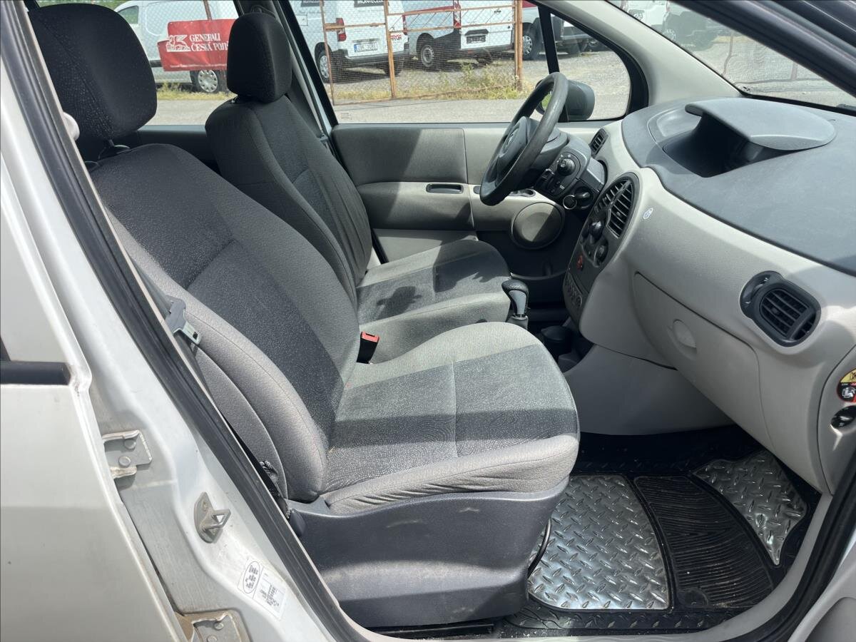 Renault Modus Hatchback 1,4 l 72 kw