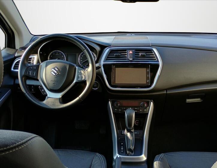 Suzuki SX4 S-Cross 9