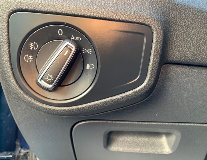 Volkswagen Golf Sportsvan 8