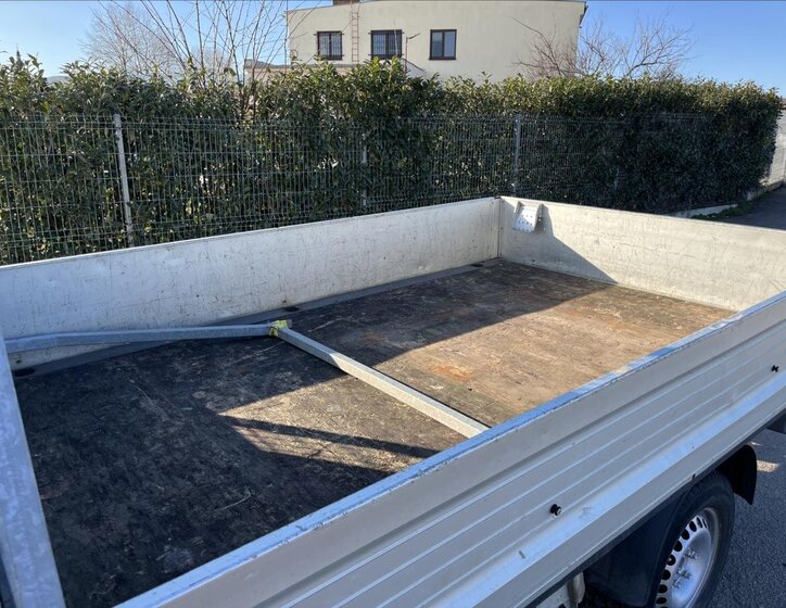 Volkswagen Transporter Valník 1,9 l 75 kw