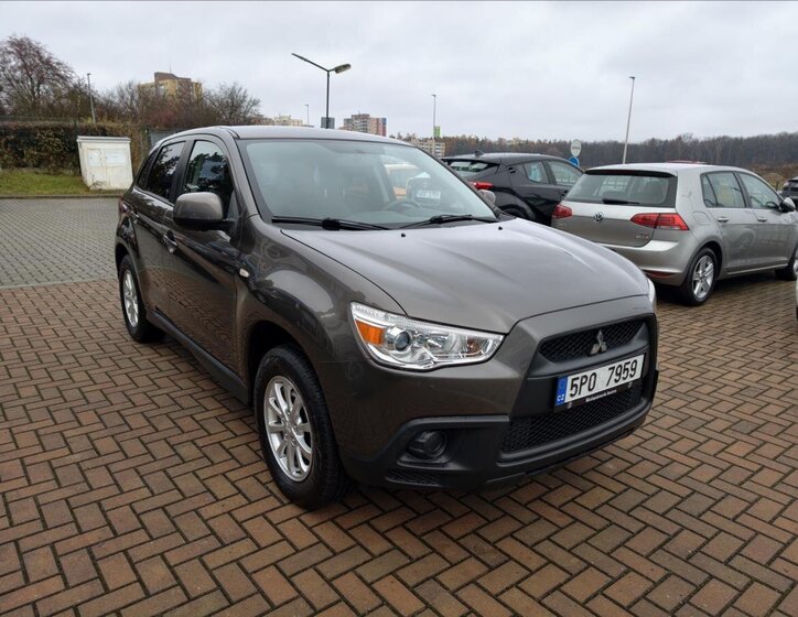 Mitsubishi ASX SUV 1,6 l 86 kw
