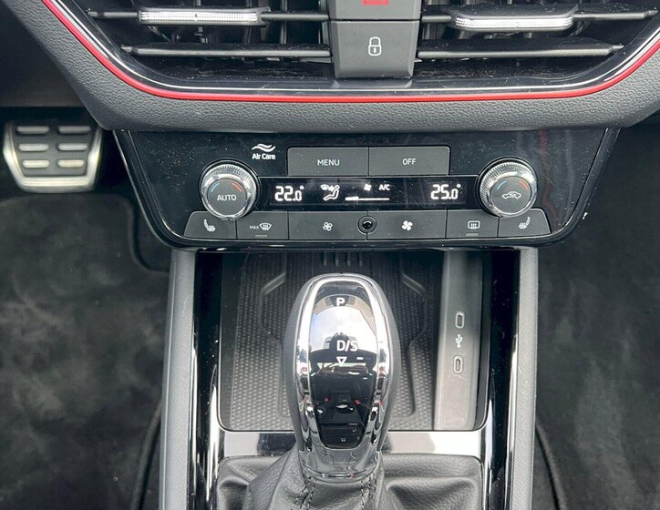 Škoda Scala Hatchback 1,5 l 110 kw