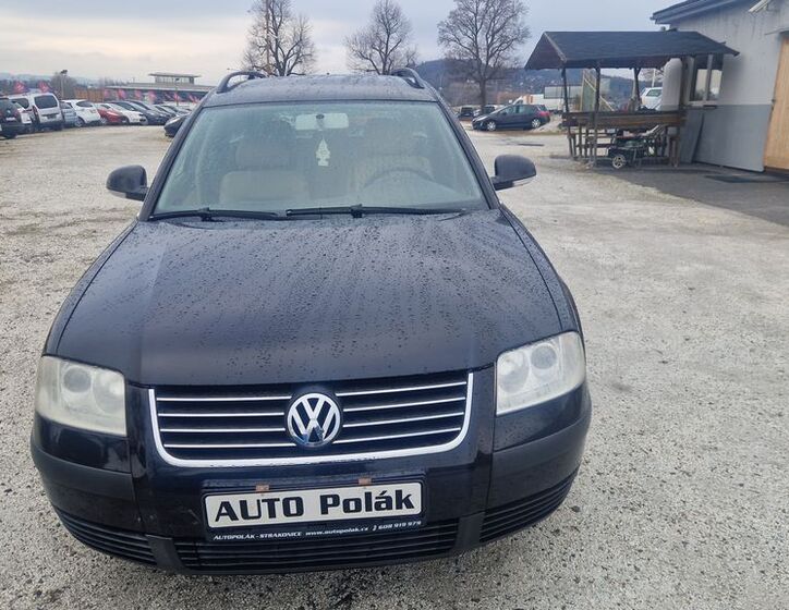 Volkswagen Passat 1