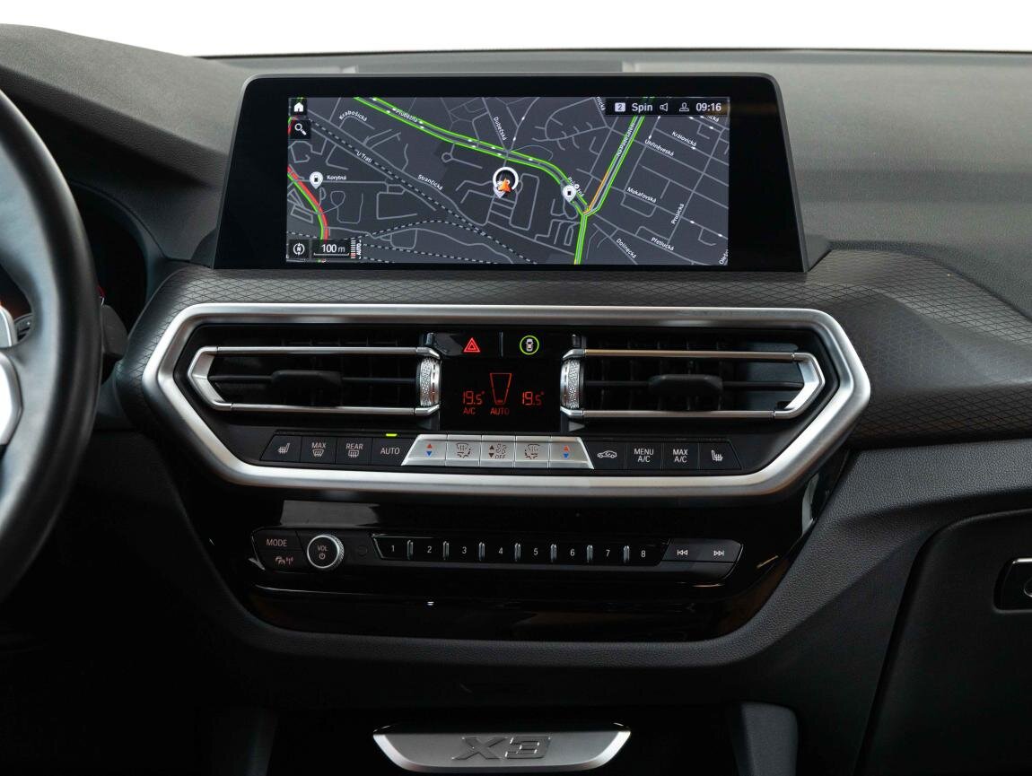 BMW X3 SUV 2,0 l 140 kw