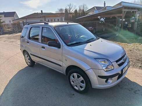 Suzuki Ignis MPV 0,0 0