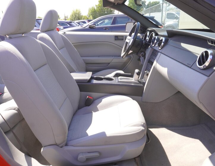 Ford Mustang Kabriolet 4,0 l 157 kw