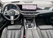 BMW X7 33