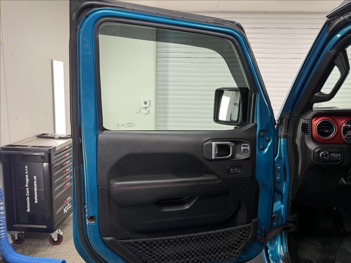 Jeep Wrangler Ostatní 2,0 l 200 kw
