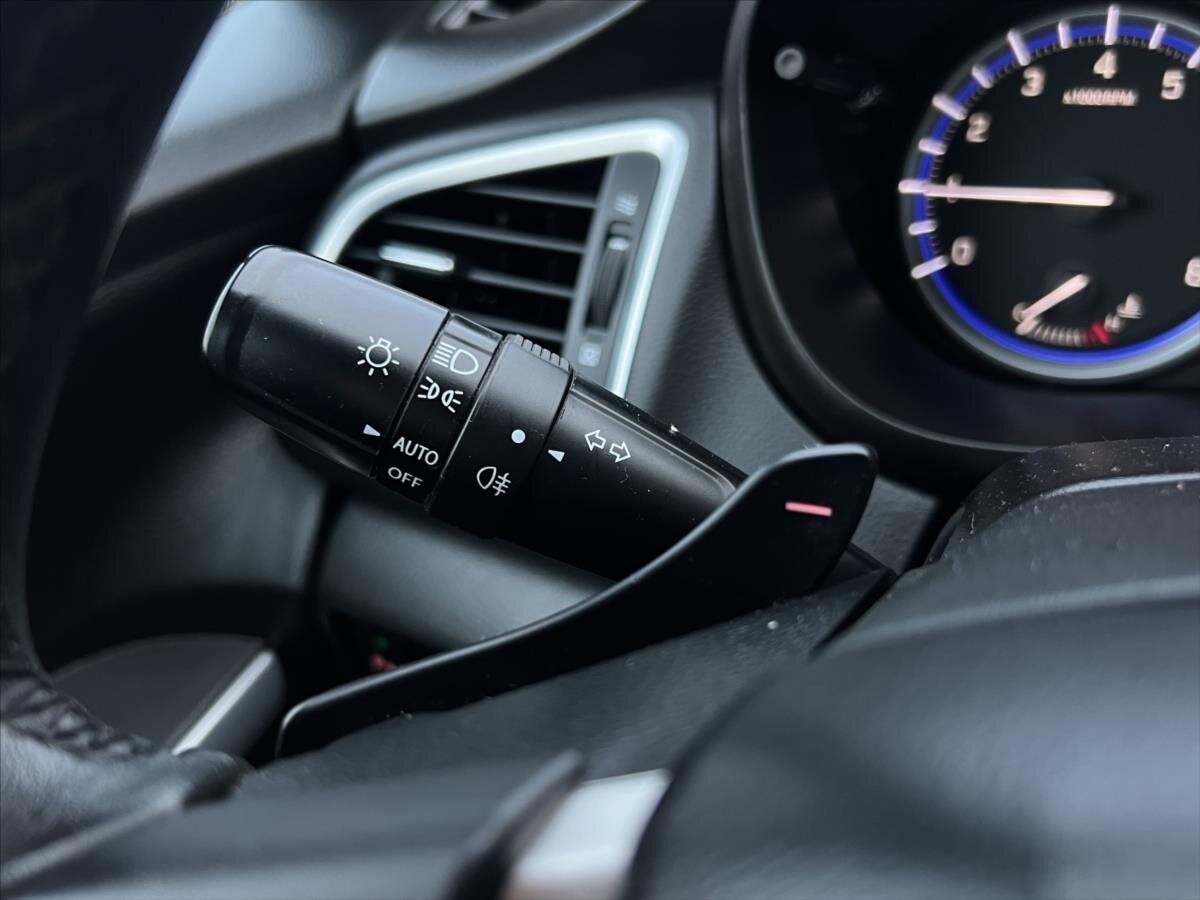 Suzuki SX4 S-Cross SUV / Terénní 1,4 l 103 kw