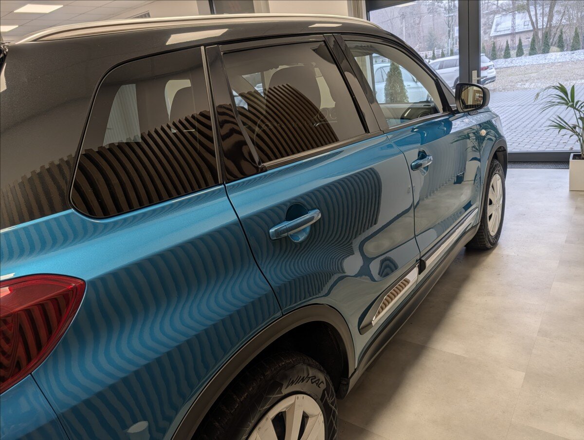 Suzuki Vitara SUV / Terénní 1,4 l 95 kw