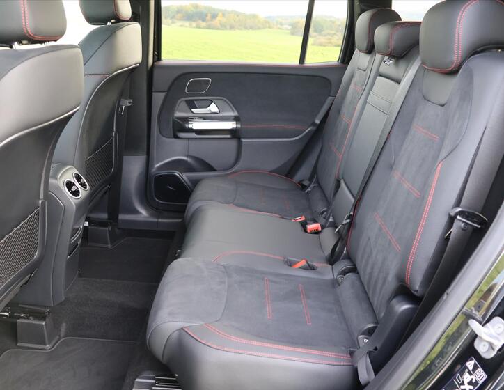 Mercedes-Benz GLB 18